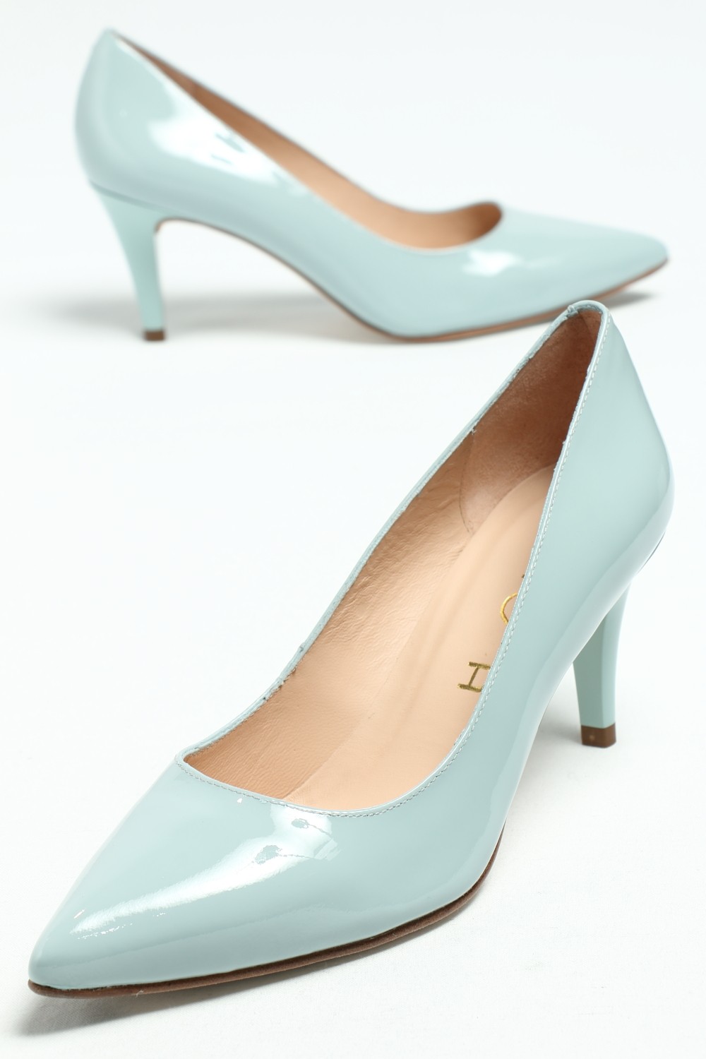 Unisa Kichi ポインテッド レザー エナメル パンプス ヒール7 5 ライトブルー Bekku Femme